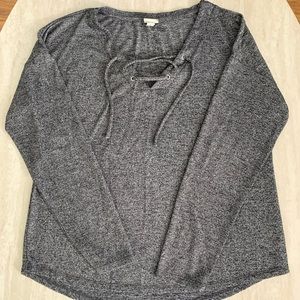 a new day bouncy blouse with tie